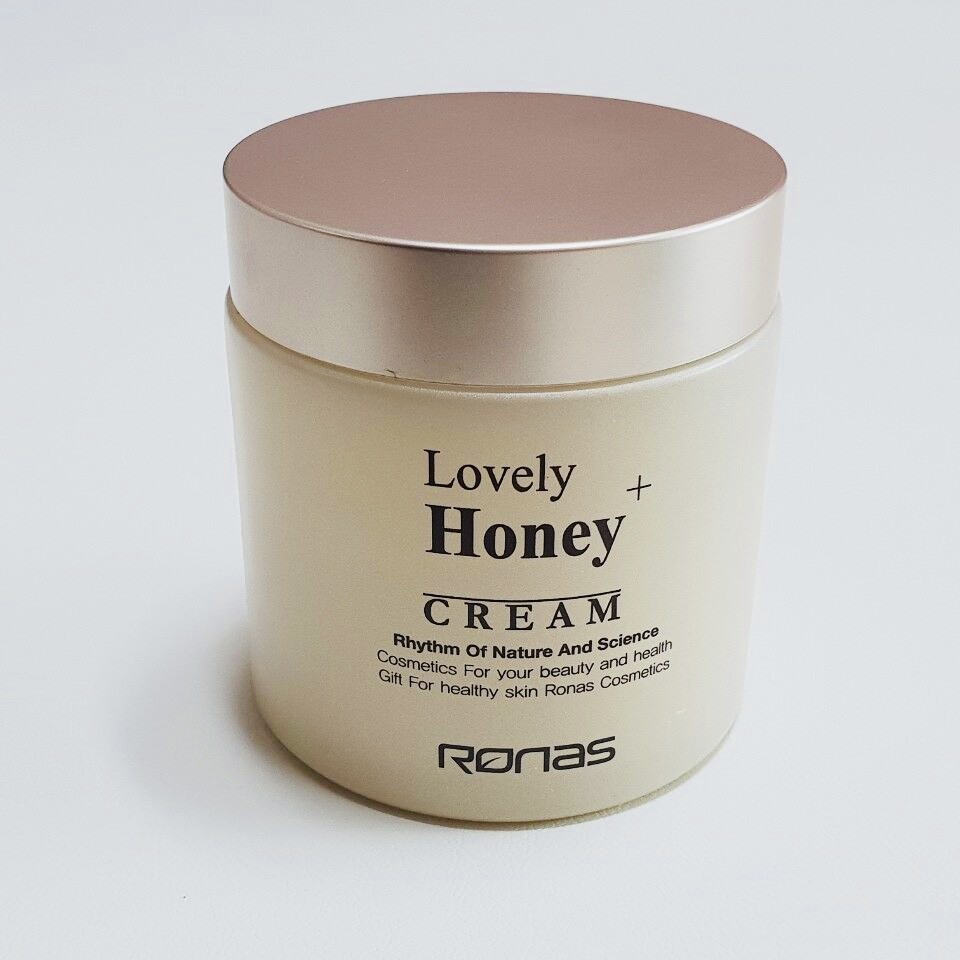 Lovely Honey Cream Ronas.